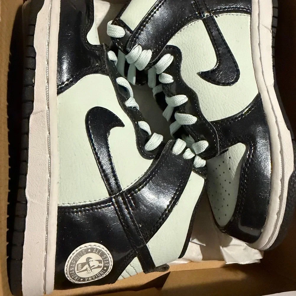 Nike Dunk High SE All Star 2021 Indianapolis Barely Green DD2313-300 Kids 11.5C‎